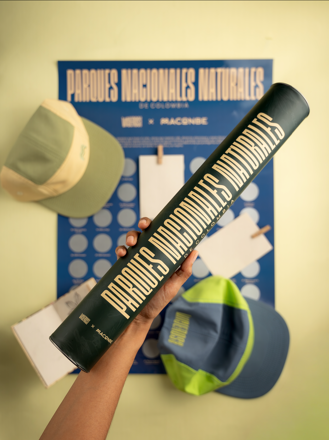Poster raspable parques nacionales naturales de colombia Viajeros DyD x Maconbe